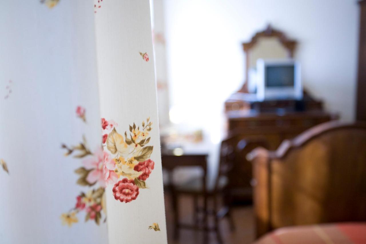 Carrobbio Bed&Breakfast Guest House Cremona Bagian luar foto