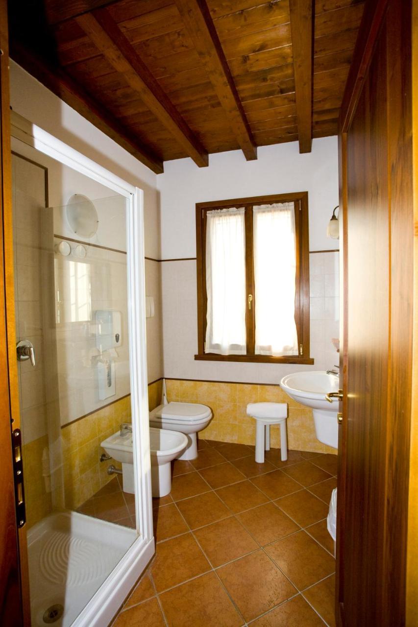 Carrobbio Bed&Breakfast Guest House Cremona Bagian luar foto