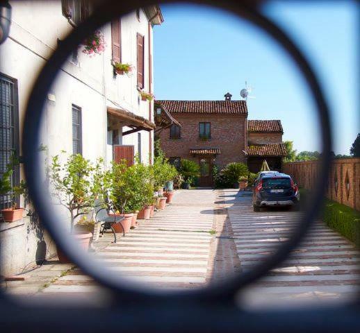 Carrobbio Bed&Breakfast Guest House Cremona Bagian luar foto